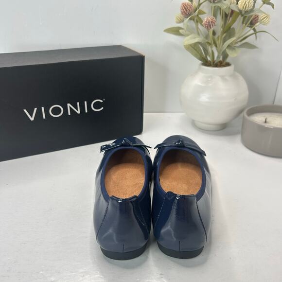 Vionic Amorie Patent Leather Flats Slip On Comfort Shoes Navy Women 5 Wide NWB - Picture 4 of 10